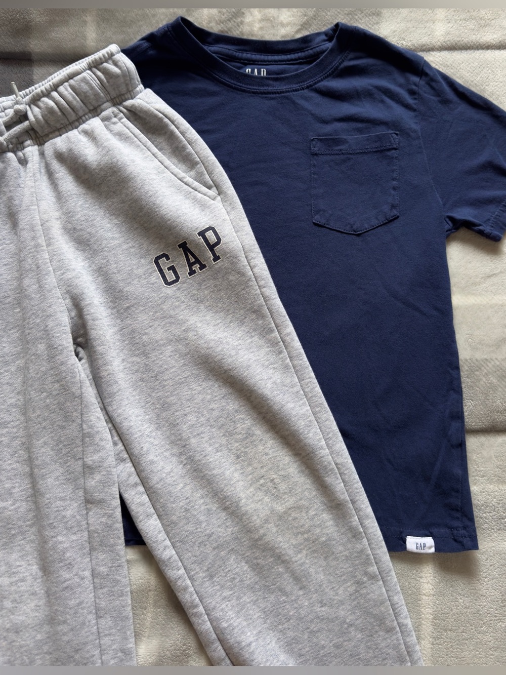 GAP Navy Pocket Tee & GAP Logo Sweatpants
